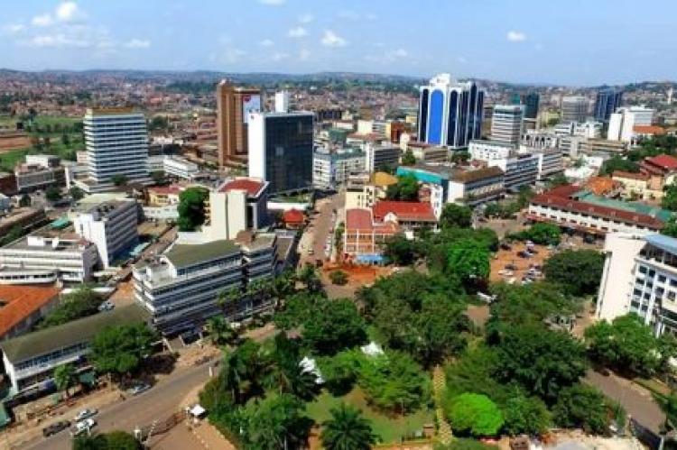 Ouganda: l'accroissement du service de la dette pourrait faire fuir les investisseurs (Moody's)