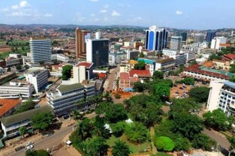 Ouganda: l'accroissement du service de la dette pourrait faire fuir les investisseurs (Moody's)